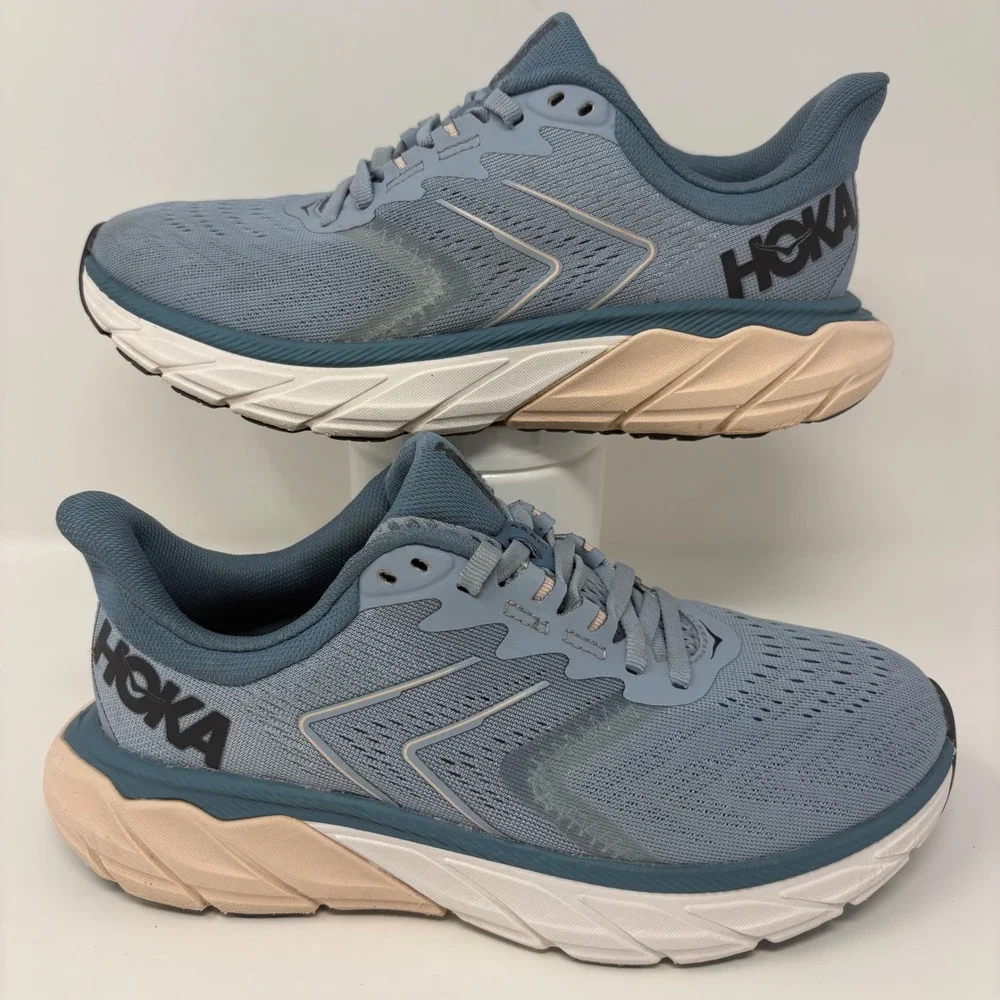 Hoka Arahi 5 Women's Size 6 Blue White Athletic Running Shoes (1115012 BFPB)